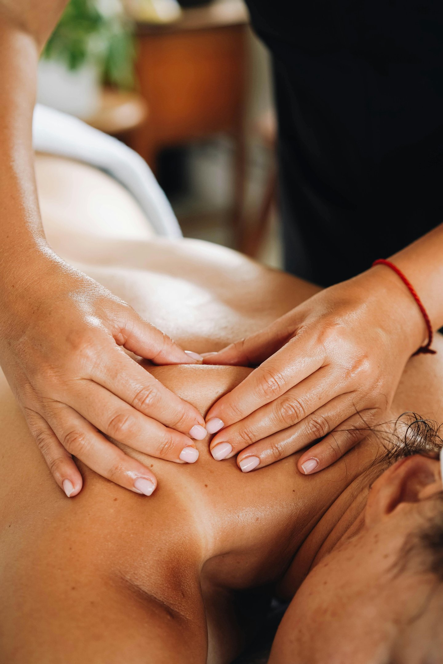 Massages du monde sur-mesure par Christelle Masso Spa & Beauty
