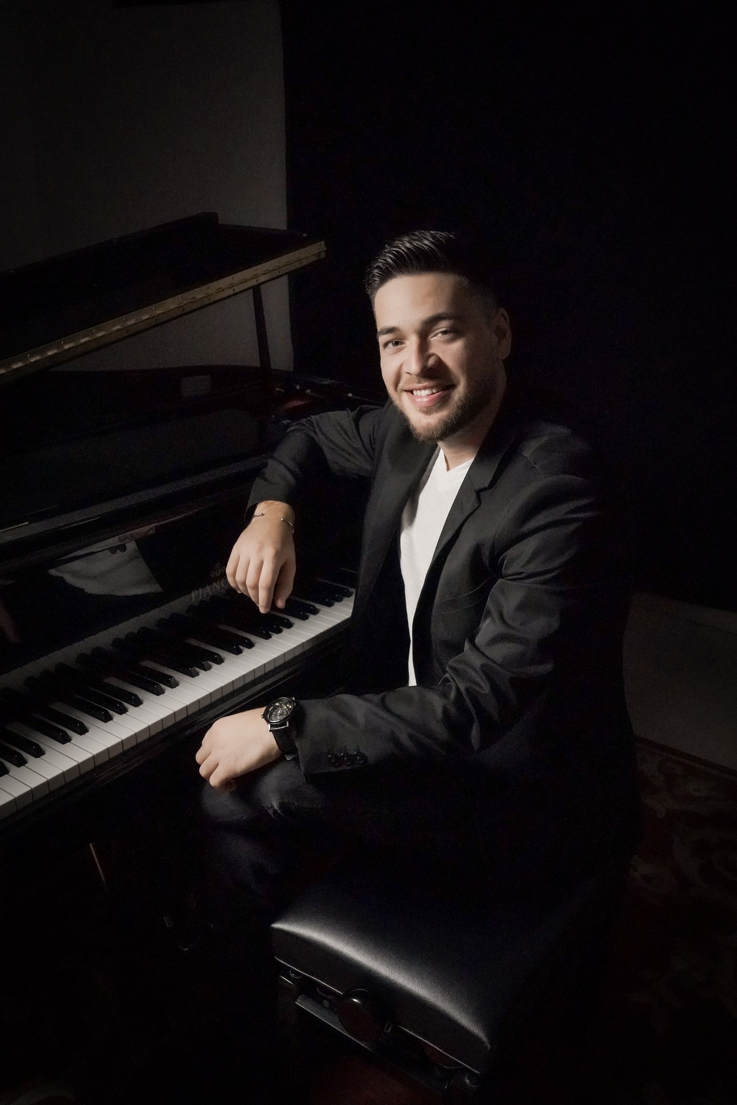 Elio Rojas - Afro/Cuban Jazz Pianist