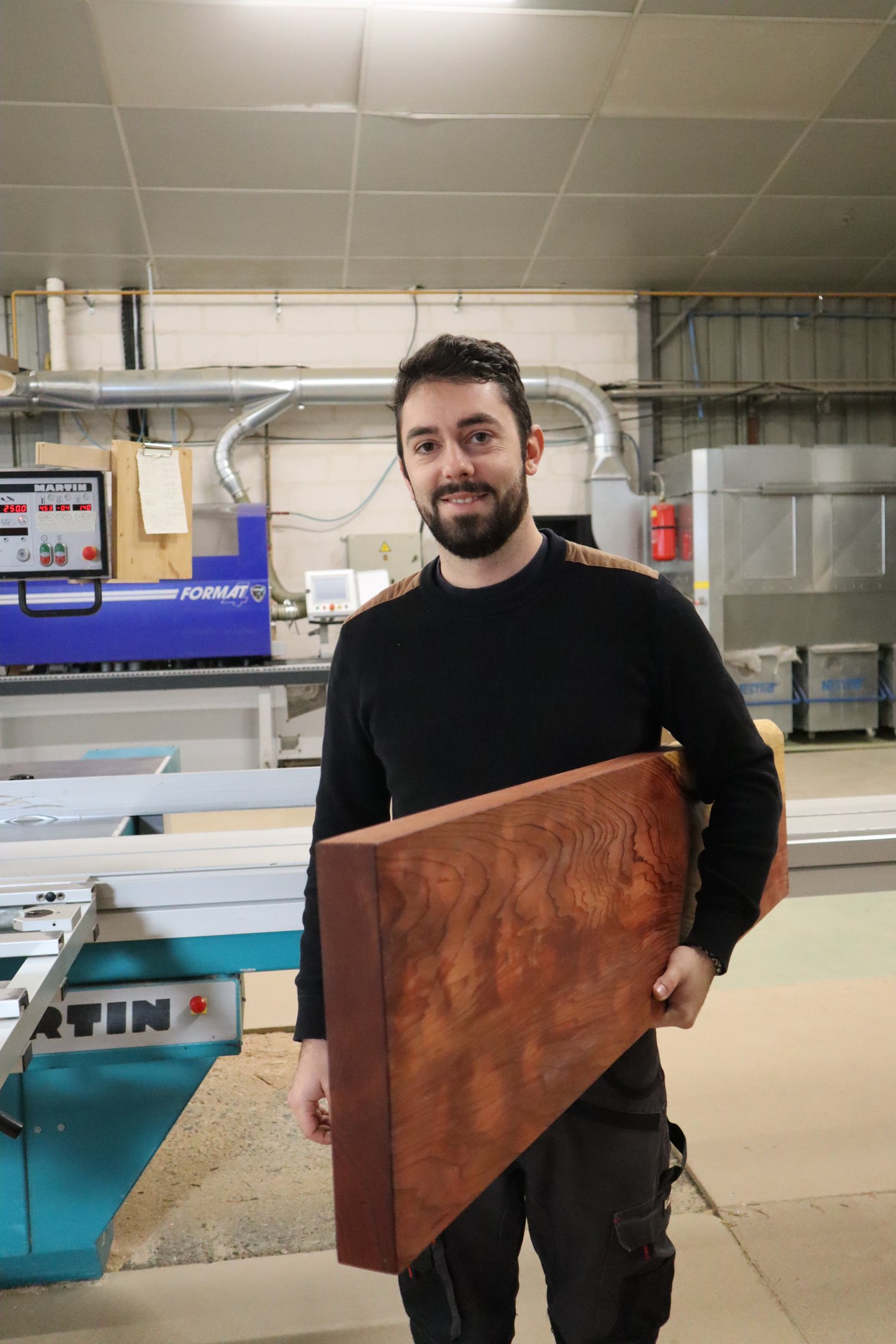 Thibault Campard artisan charpentier formé chez les Compagnons du Tour de France