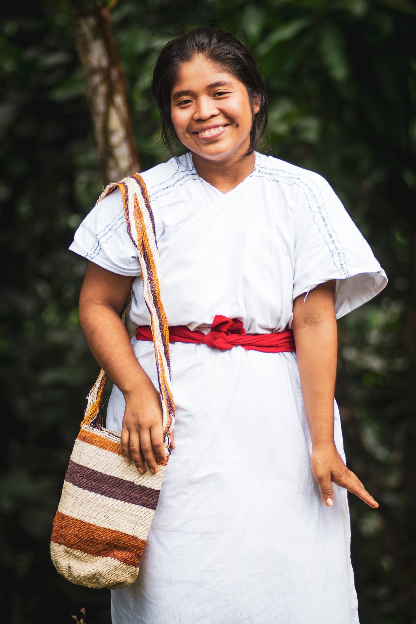 Mujeres tejedoras wiwa de la sierra nevada de santa marta