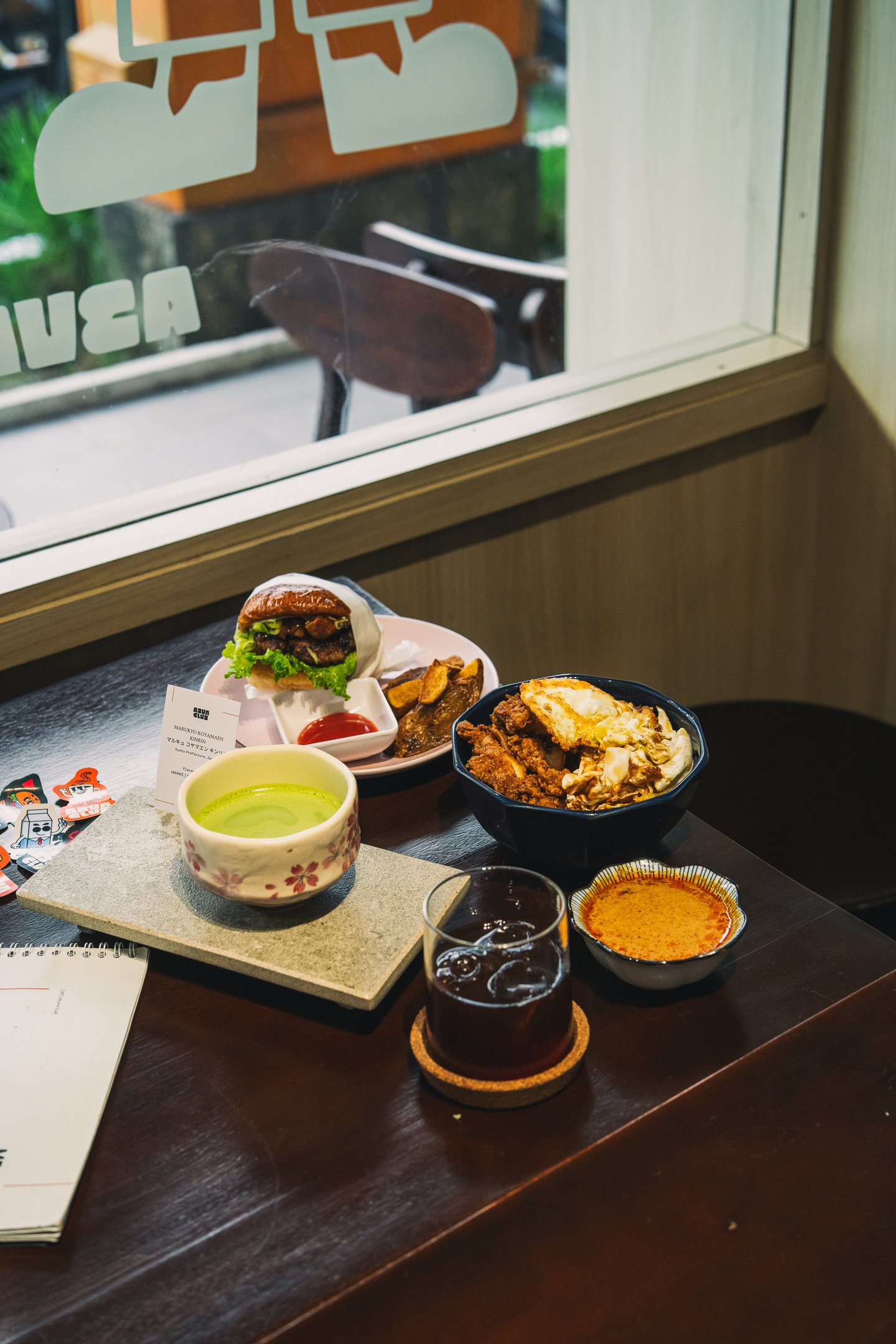 Big Meals with Coffee and Matcha at Abun Club in Batam