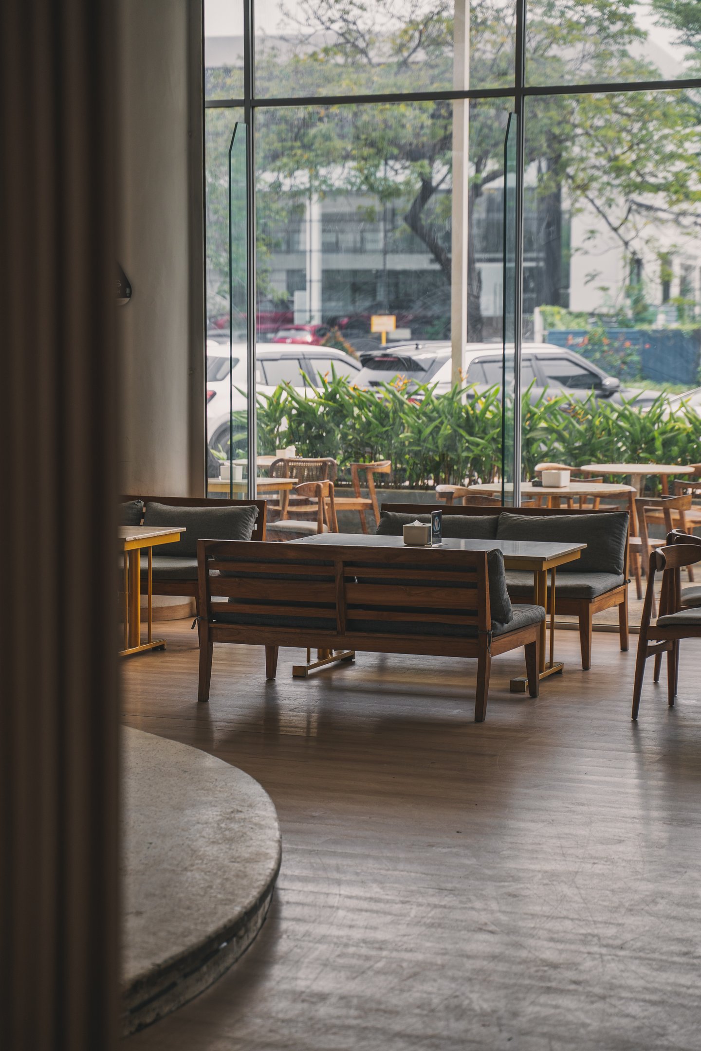 cozy and spacious interior area at Ai Volla Cafe Batam