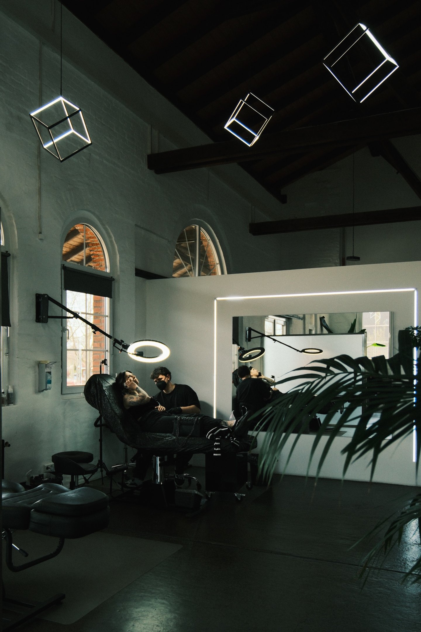 Tattoo Szene im Studio Ibbenbüren fotografiert für Business und Brand Content