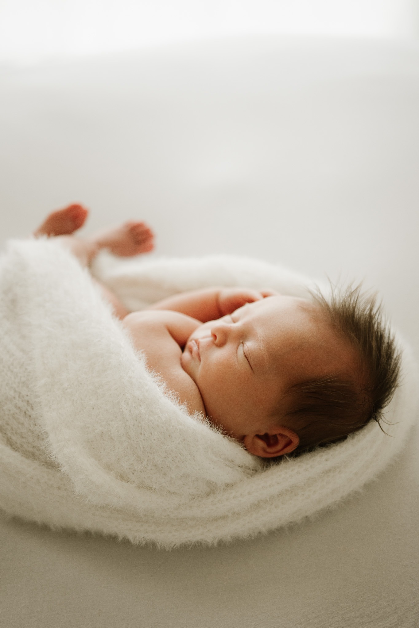 newborn-photo-in-studio-adelaide-hills