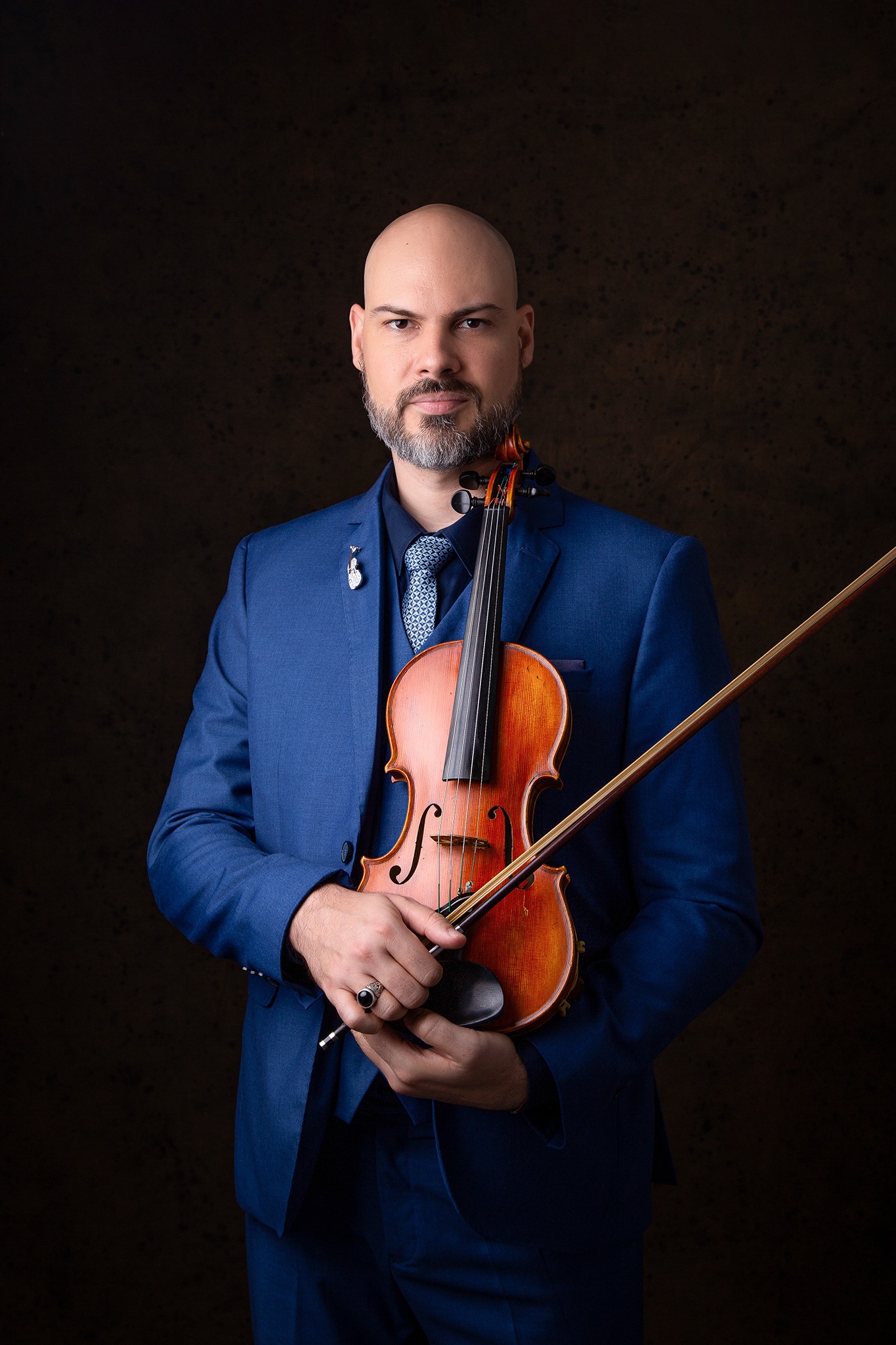 online violin teacher