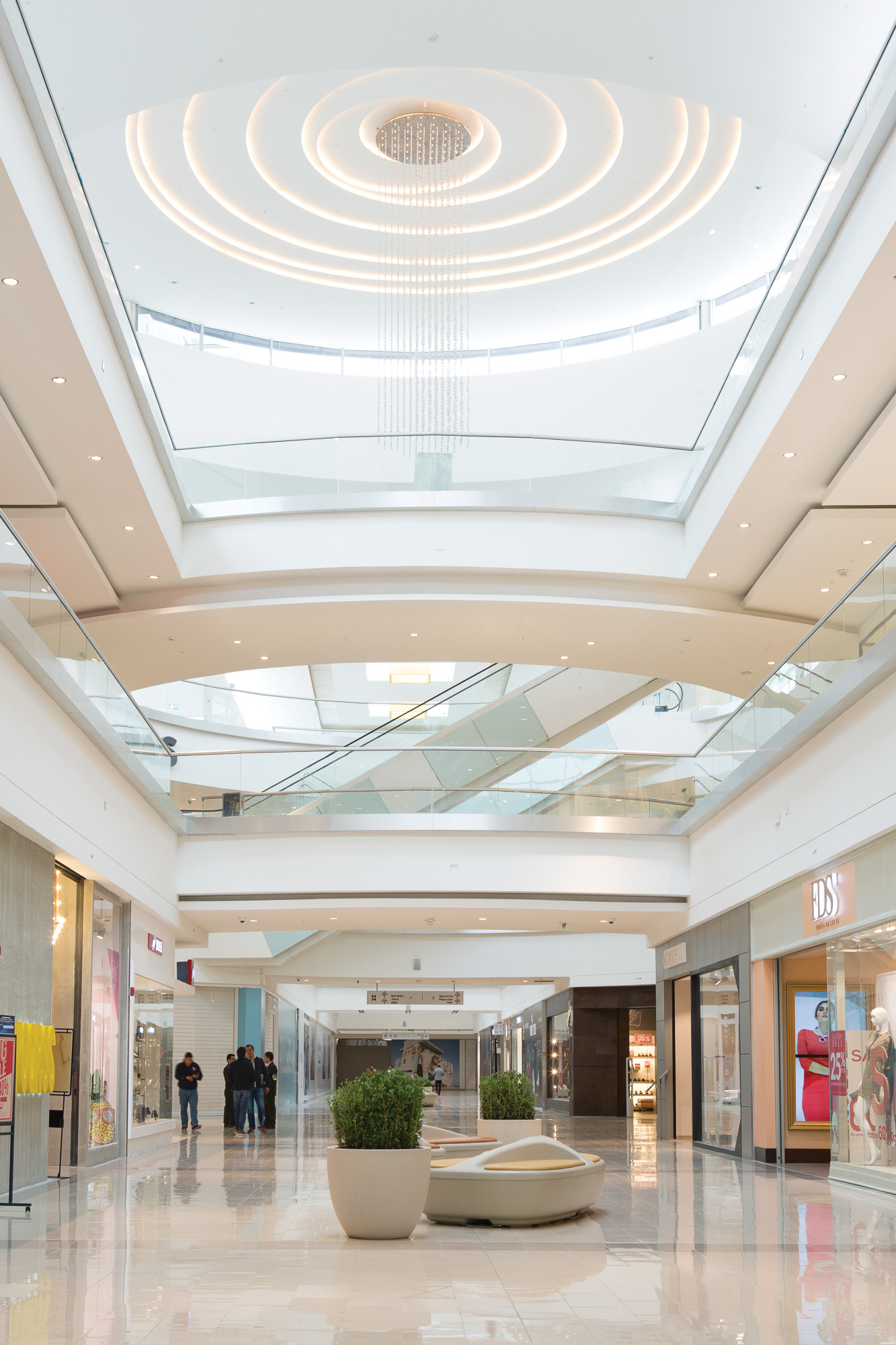 centro comercial Ballonti GURBAIN arquitectura