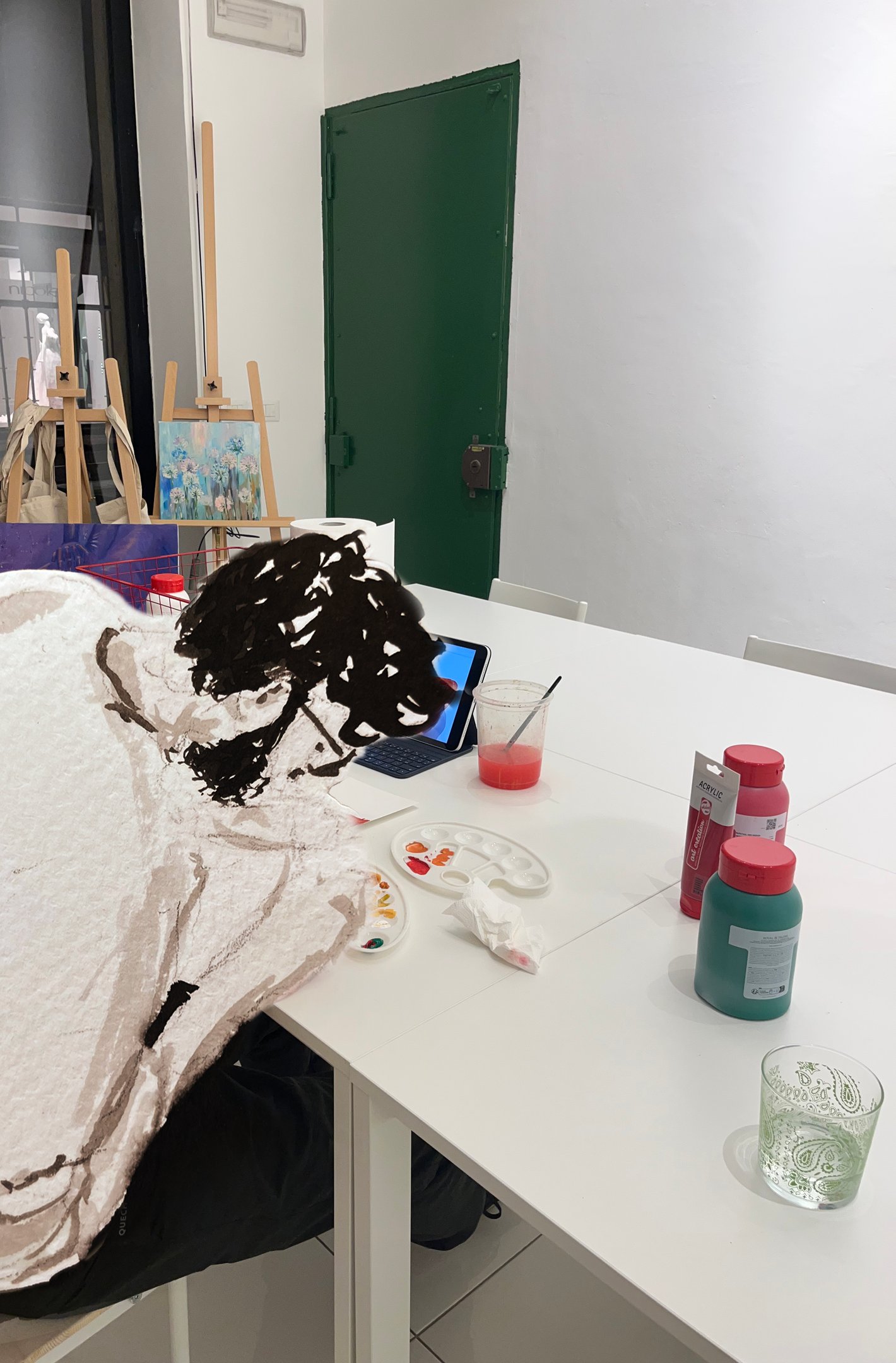 beginner art class working quietly in Turin studio