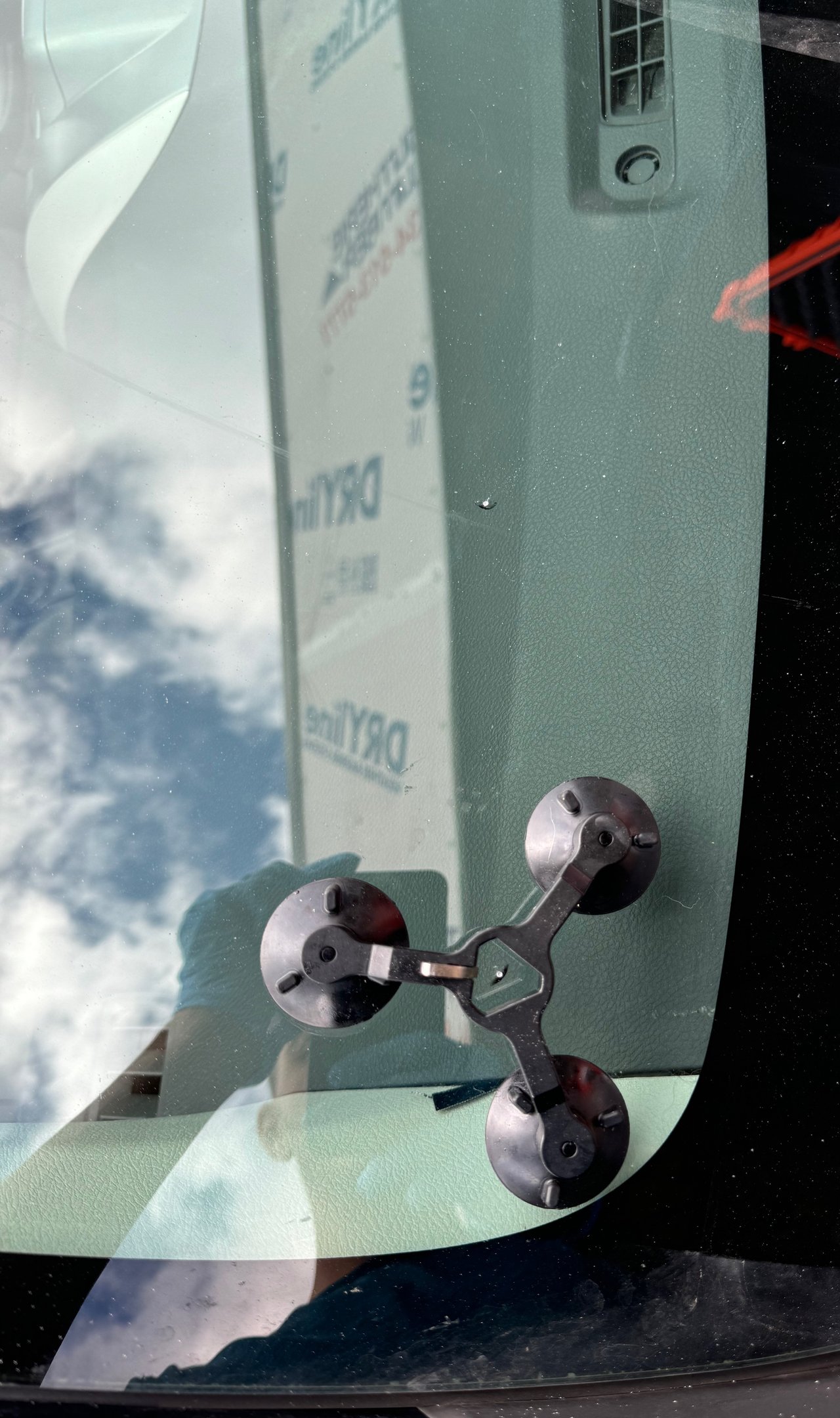 certified windshield technicians