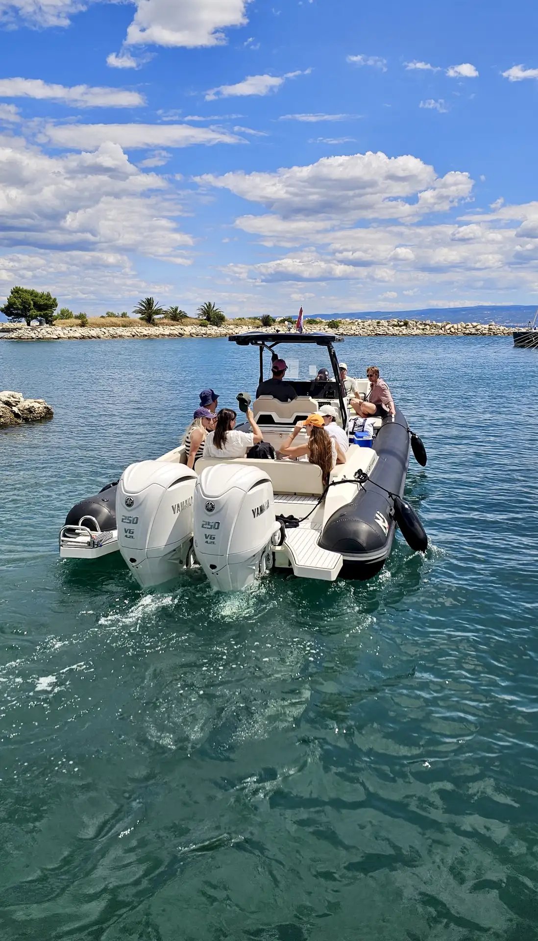 Guests departing from the dock at Marin Agents for a private boat tour from Split aboard a Nuova Jolly RIB speedboat