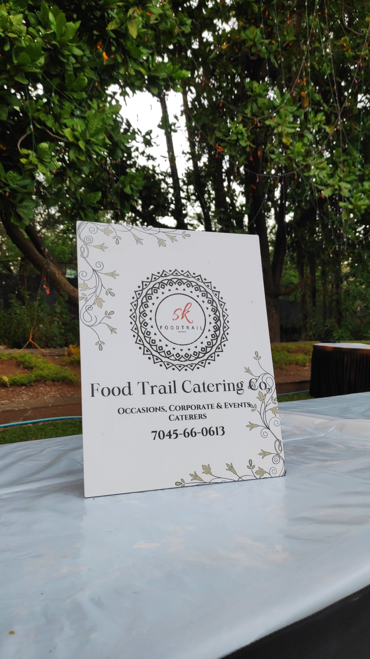 top 10 caterers in Mumbai offering catering services, including best caterers near me and corporate