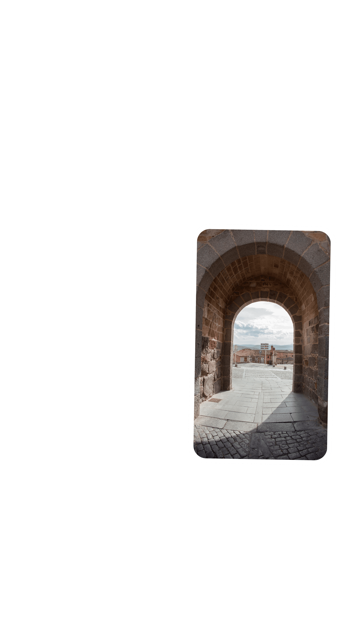 Arco Muralla Ávila: Neumáticos Sangar