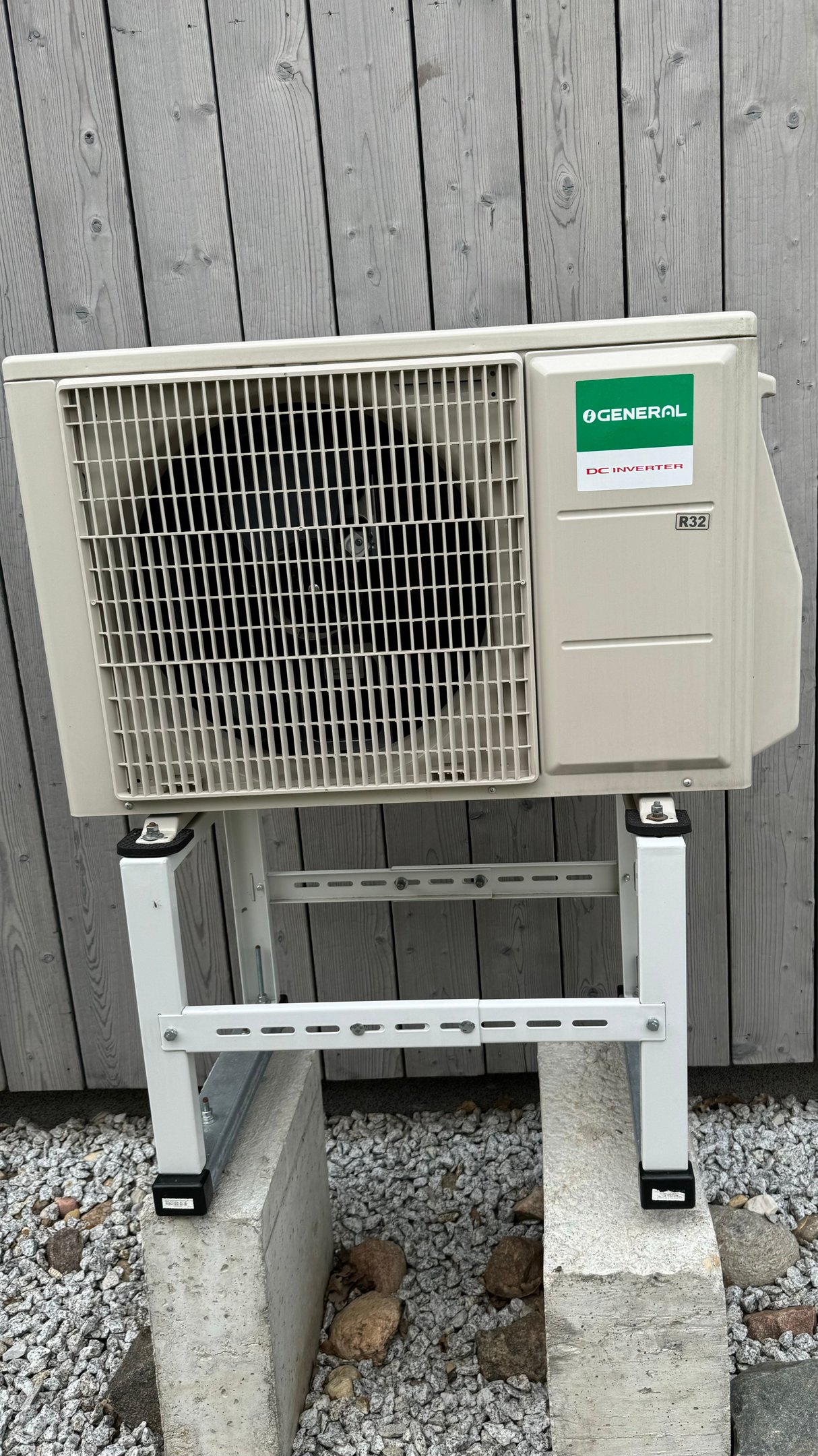 Ūkvedžio paslauga, ūkvedys, aplinkos priežiūra, gerbūvio įrengimas, terasos įrengimas, laistymas