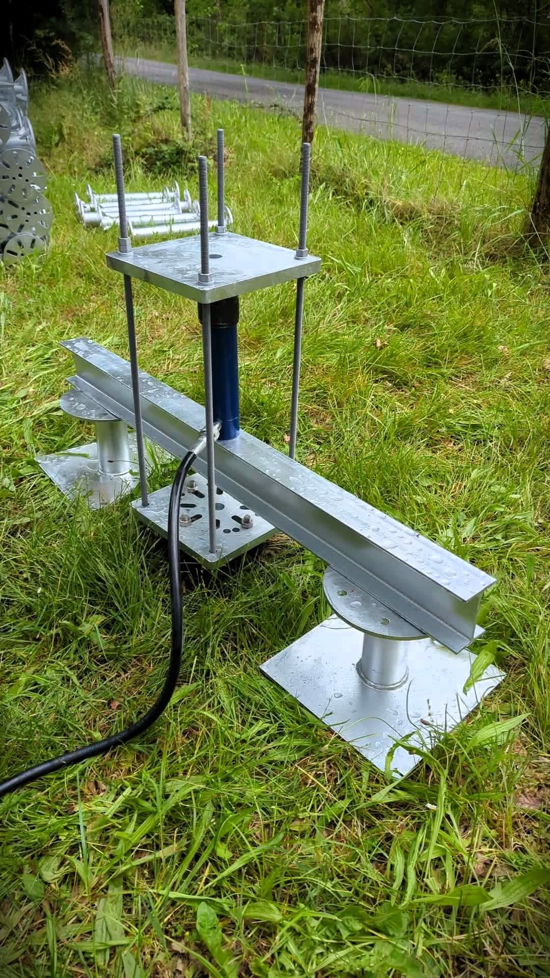 Test d'ancrage de vis de fondation sur terrain sensible au retrait gonflement