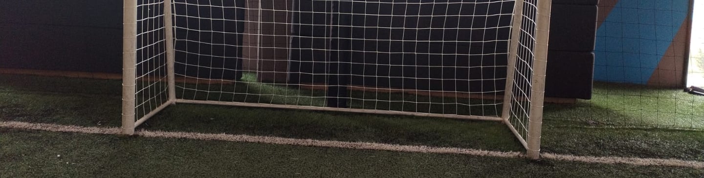 Porteria de futbol con malla deportiva