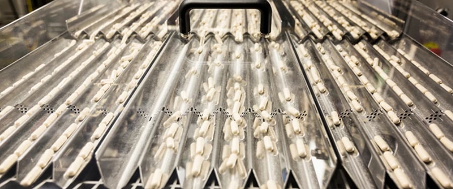 Capsuleproductie van 4Life supplementen, nauwkeurige verwerking van transfer factor in GMP-gecertificeerde fabriek
