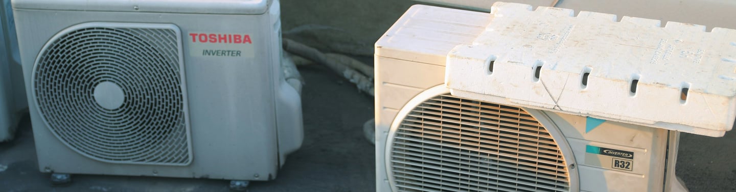 Suasana Aircond services repairing Toshiba Inverter outdoor unit cooling issues.