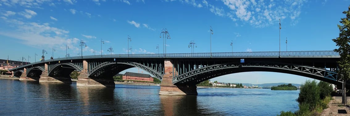 Theodor-Heuss-Brücke Mainz Wiesbaden
