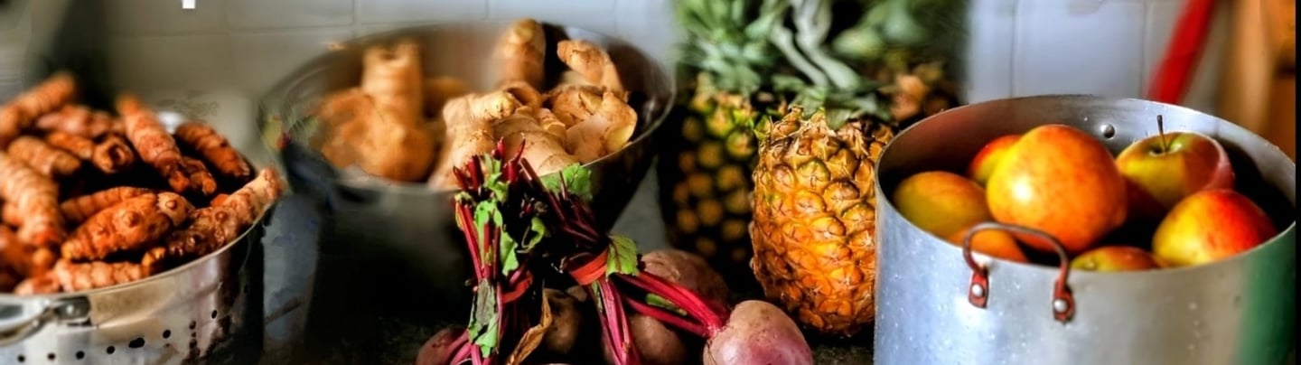 Raw natural ingredients for cold pressing by The Raw Root Co. Turmeric,Ginger,Apple,Beetroot and Pineapple