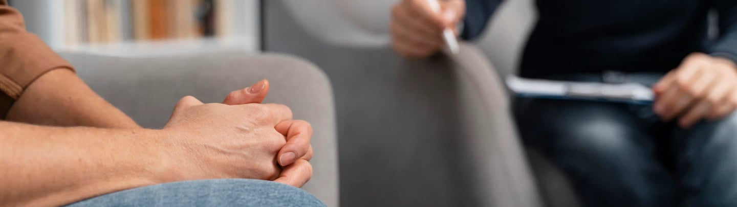 Sesión de terapia EMDR para el estrés postraumático en Ivón psióloga