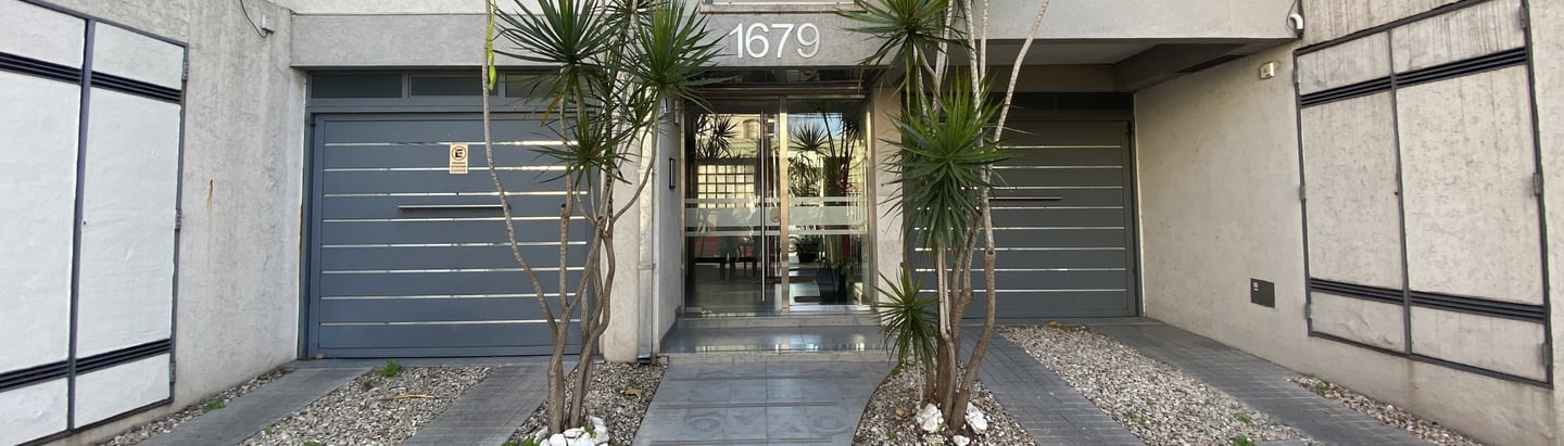 edificio ubicado en giorello santos lugares realizado por FARE EMPRENDIMIENTOS