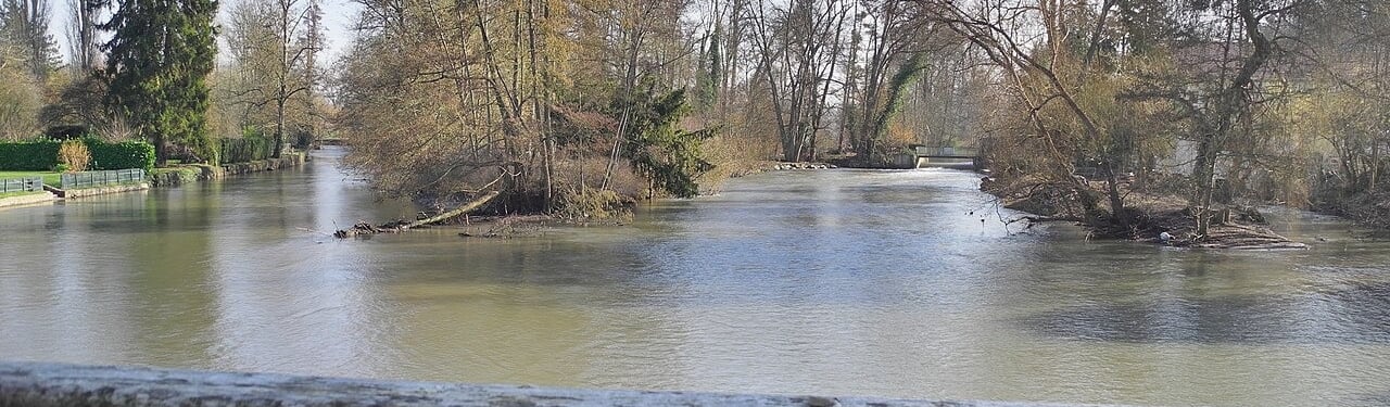 Bord de courant d'eau à Neuilly 27730 - ATZ Diagnostic Immobilier