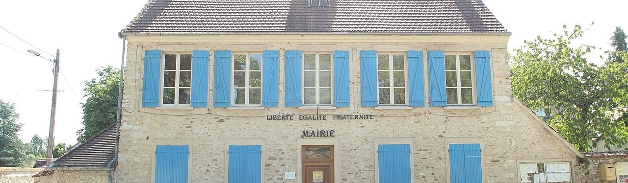 Photo de la maire de Cravent 78270 - ATZ Diagnostic Immobilier