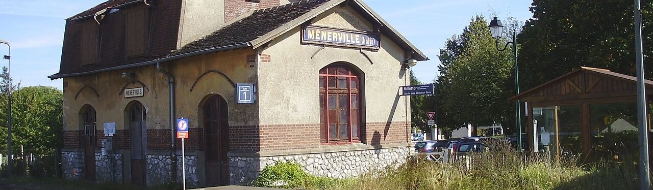 Photo de l'ancienne gare de Ménerville 78200 - ATZ Diagnostic Immobilier