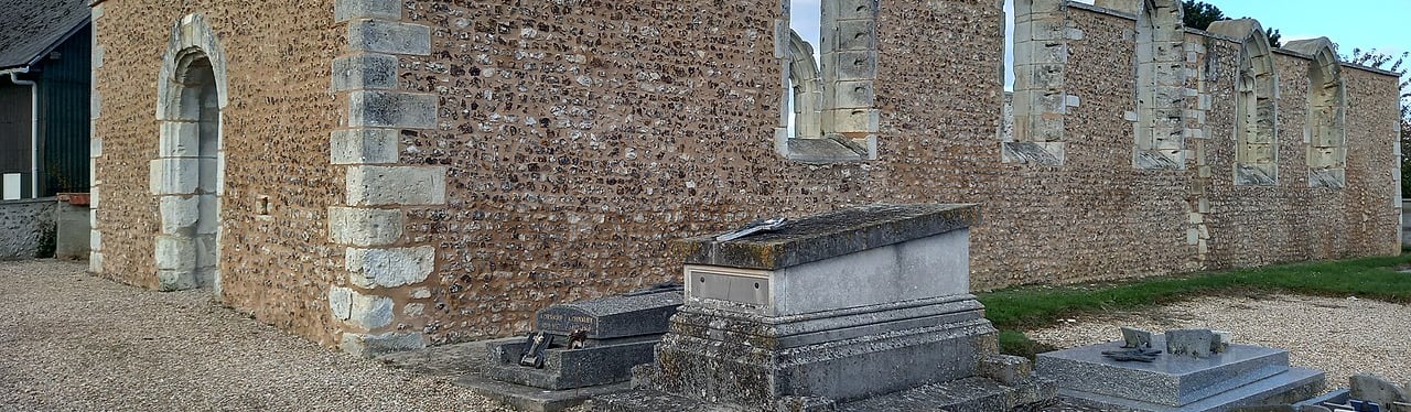 Photo des ruines de l'église de Les Authieux 27220 - ATZ Diagnostic Immobilier