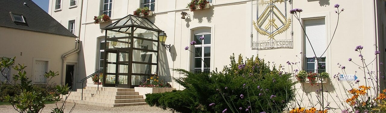 Photo de l'hôtel de ville de Magnanville 78200 - ATZ Diagnostic Immobilier