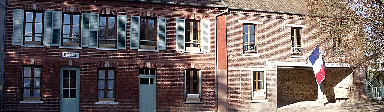 Photo de la mairie et de l'école de Saint-Vincent-des-Bois 27950 - ATZ Diagnostic Immobilier