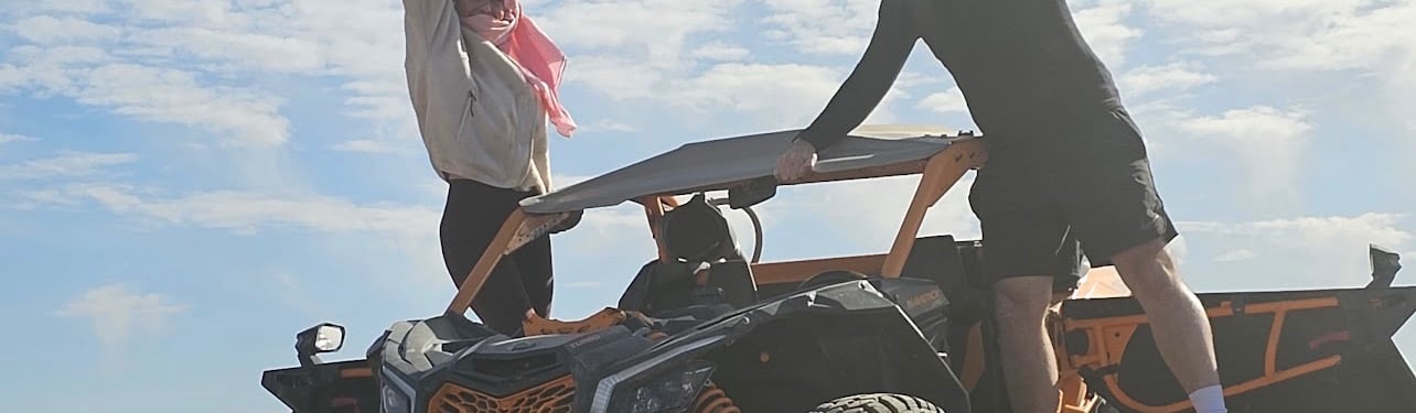Balade en Buggy sur les rochers du désert du palmeraie