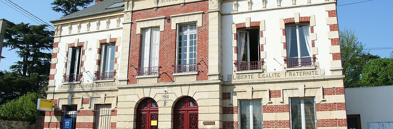 Photo de la mairie de Bréval 78980 - ATZ Diagnostic Immobilier