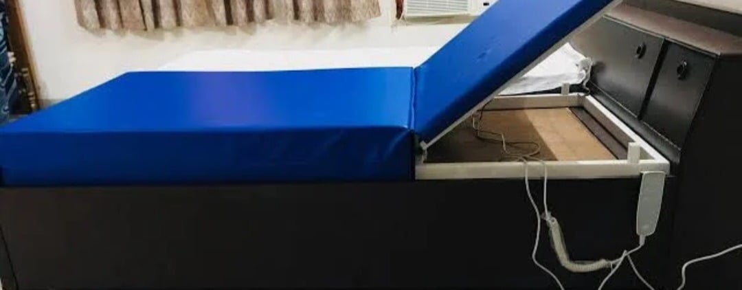 Patient Riclinar bed Rental sale services 