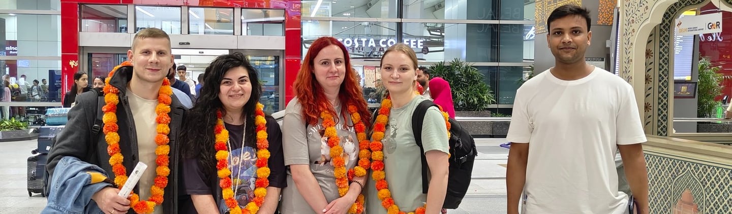 Same day Taj-Mahal Tour from Delhi airport with traditional welcome.