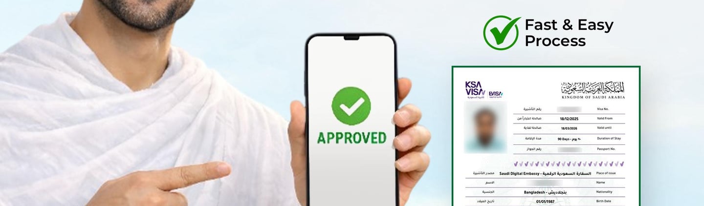 A pilgrim in Ihram pointing to an approved Umrah visa on a smartphone for Musafir travel services.