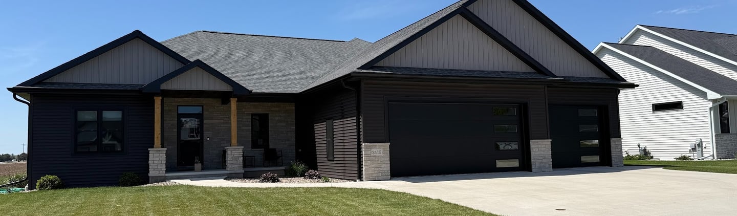 house-washing-de-pere-wi .jpg