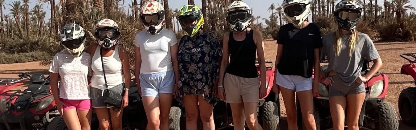 Excursion en famille à la palmeraie