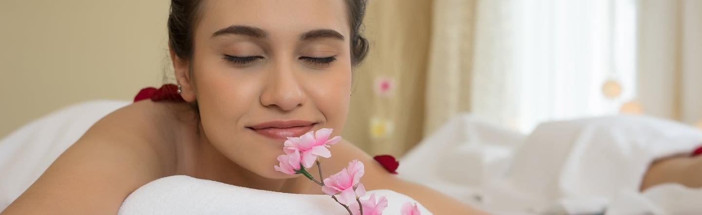 At Peace and Pamper Spa in Perumbakkam you will find herbal oil massage for your good health