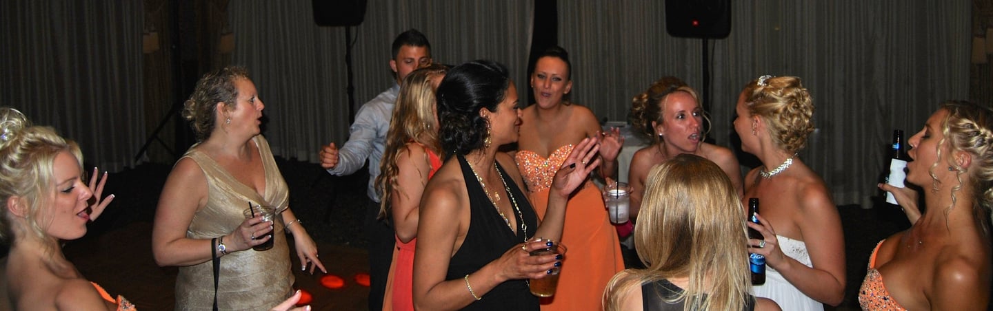 Miami wedding DJ, Latin wedding DJ Miami, Miami multicultural wedding entertainment, Miami party DJ