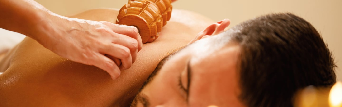 Head, Neck, and Shoulder Massage in Korattur for Office Stress Relief