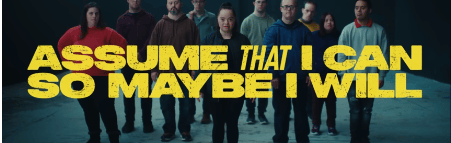 poster de la campaña de apoyo de COOR DOWN