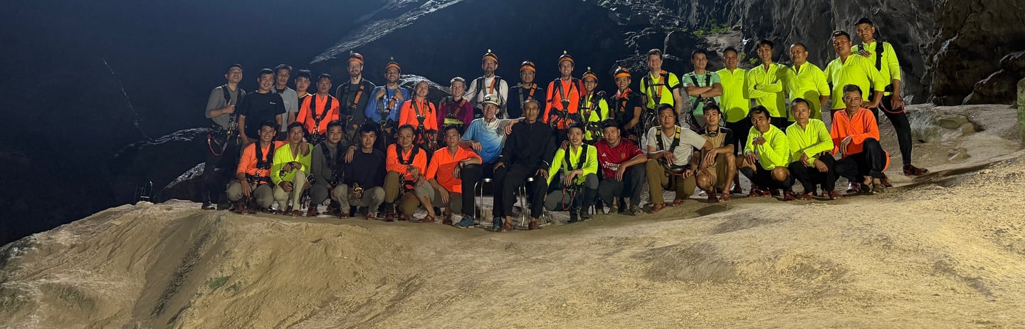 full expedition group photo at  camp 3, Hang Son Doong cave, Vietnam
