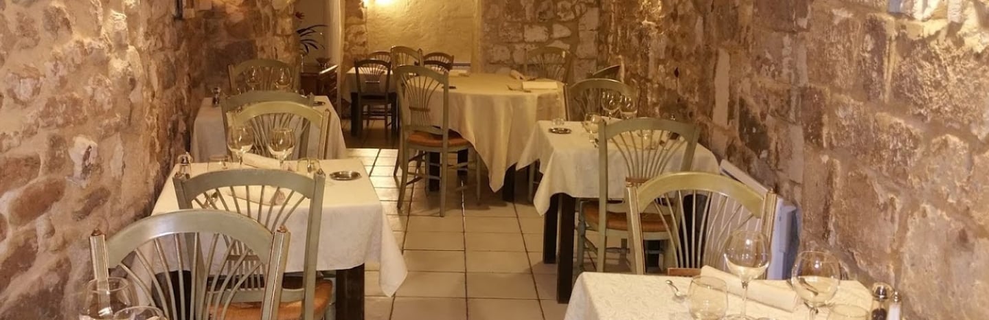 Le restaurant La Chapelle est un très bon restaurant reconnu par l'Enclos du Soleil le Vent