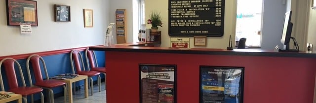 Super Lube Plus Lobby