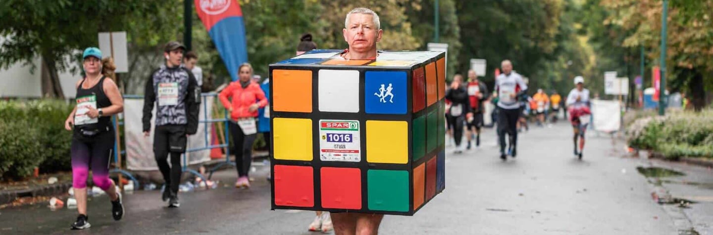 Biegacz w kostce Rubika