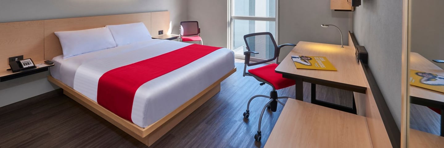 Hoteles cerca de Autobuses del Norte