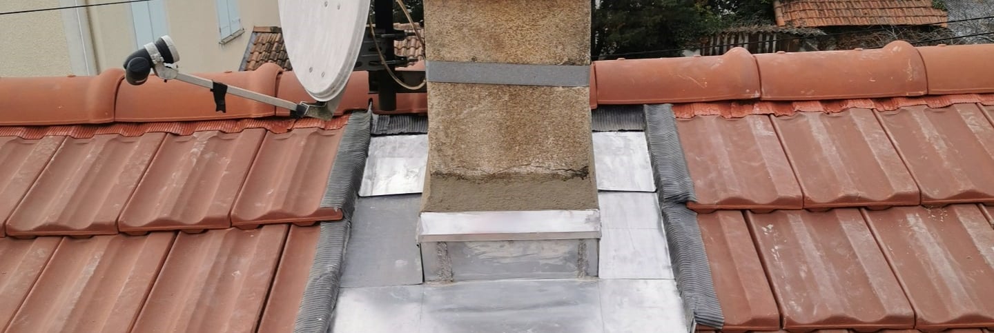 abergement en zinc pour cheminée