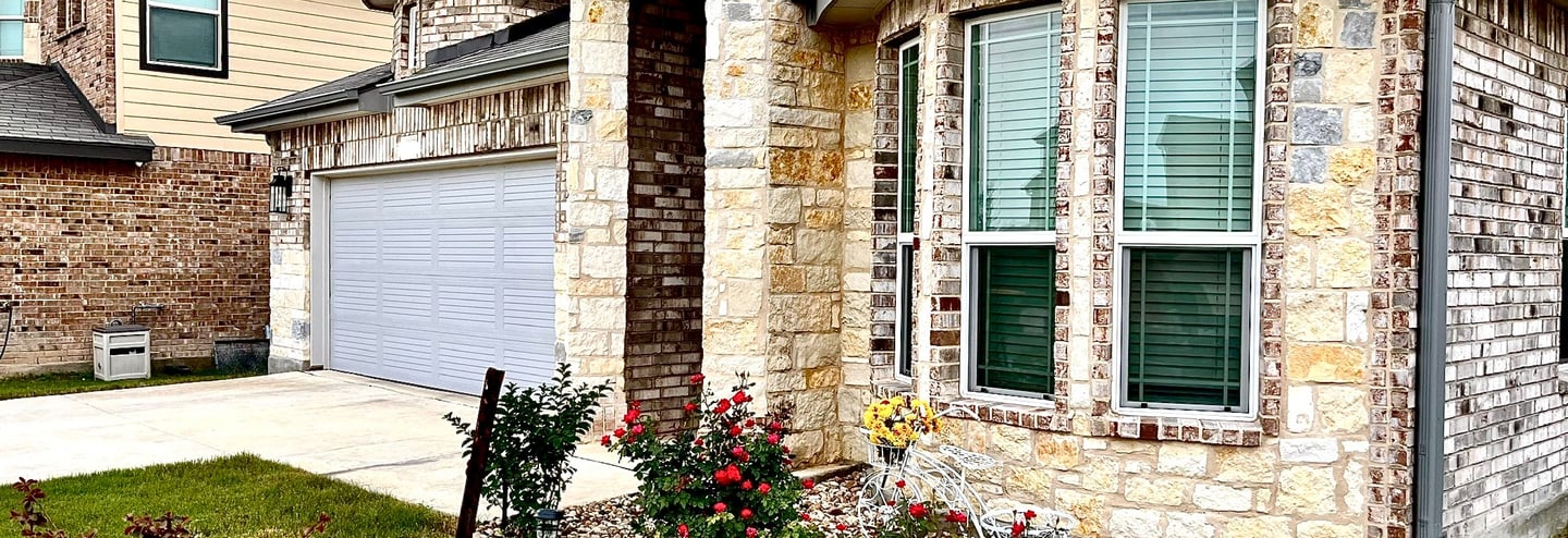 Professional Residential Window Washing of San Antonio