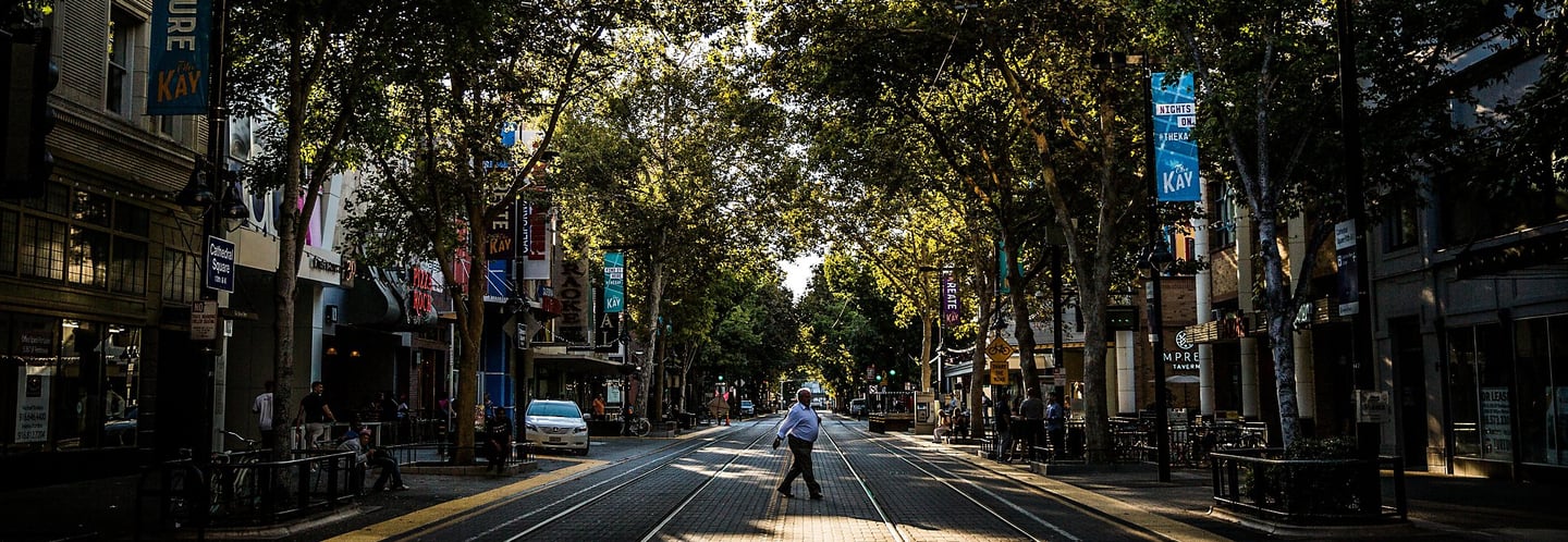 sunny street photograph in downtown sacramento california
