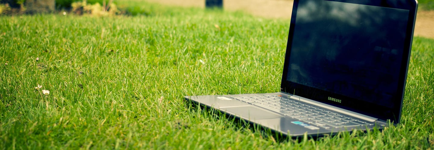 digitális környezetvédelmi adminisztráció és fenntartható hulladékgazdálkodás szimbóluma